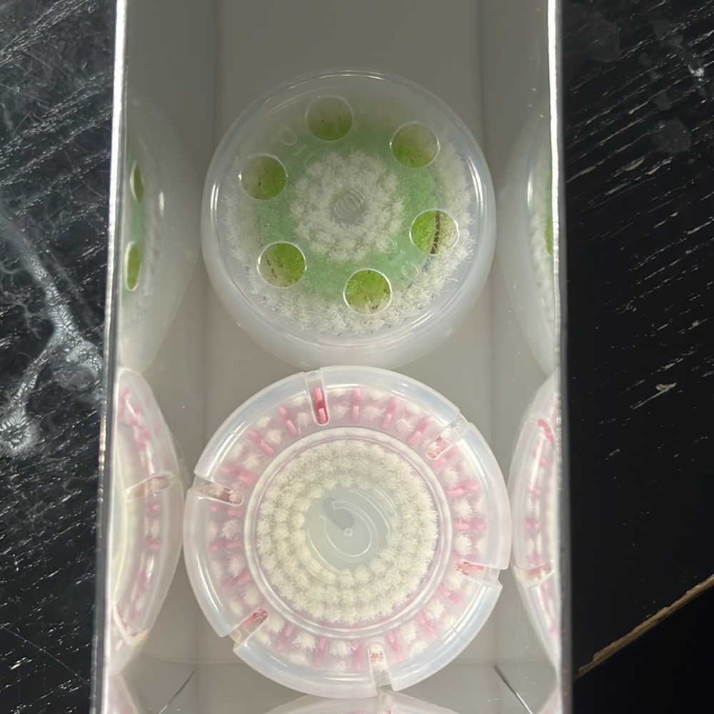 Brand new Clarisonic brush heads